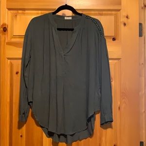 Long sleeve blouse